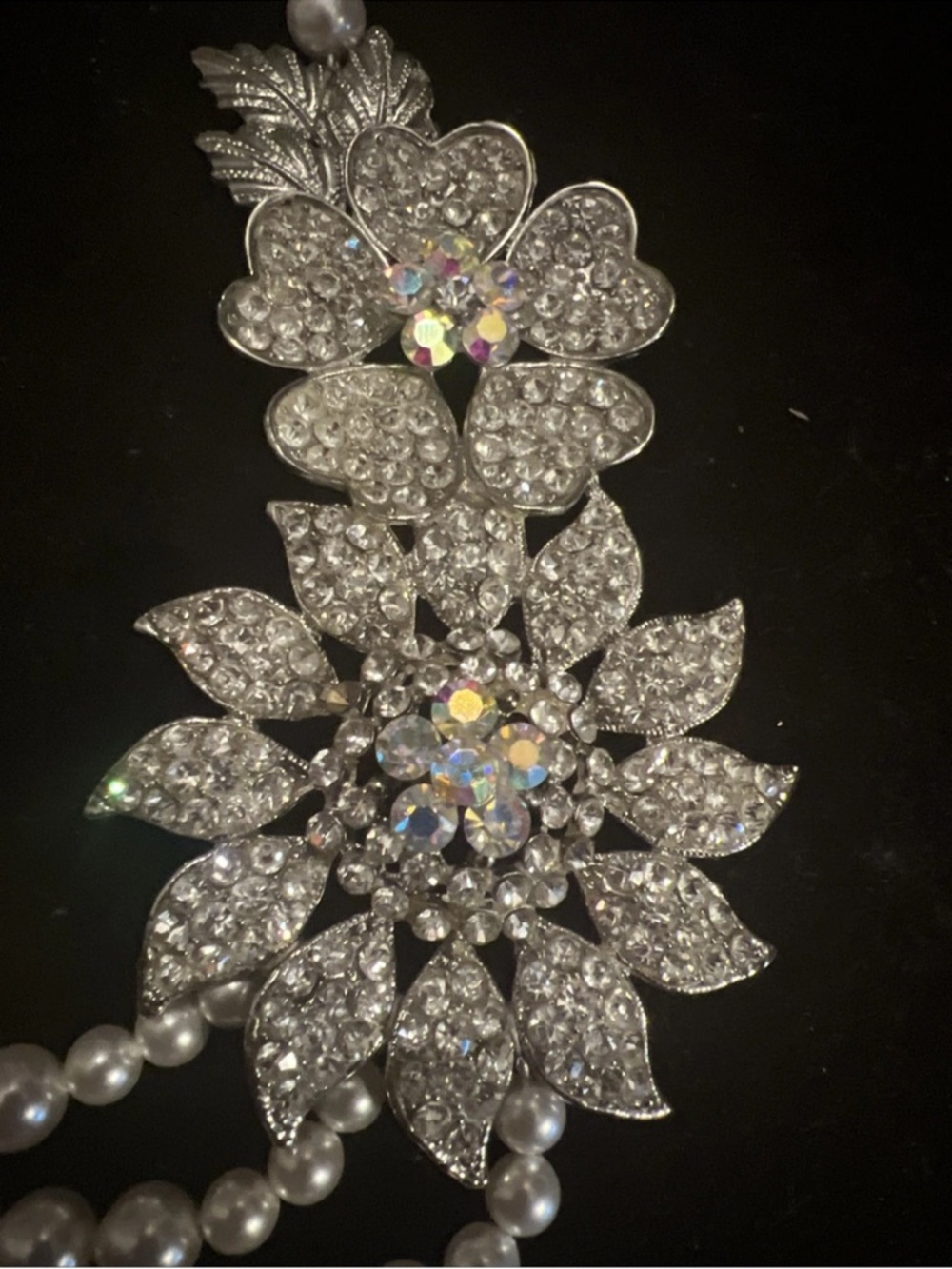 Vintage 1950s Triple Strand Faux Pearl Rhinestone Floral Statement Necklace - Picture 6 of 8